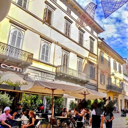 Particular Apartment In San Benedetto Del Tronto Buitenkant foto
